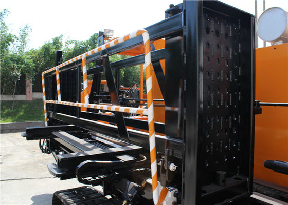Trenchless Horizontal directional HDD machine underground pipe laying under DL220